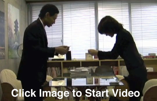 Exchanging Business Cards in Japan Video Cap